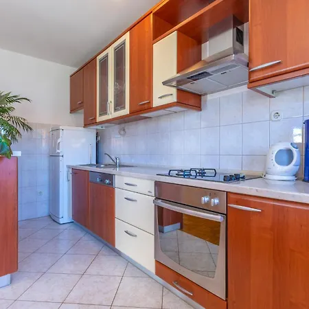 Apartment Lovely In With Kitchen *