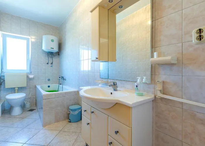 Apartman Put Sv Ane Ii *